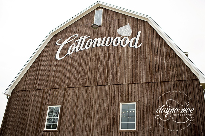 Dayna_Mae_Photography_Cottonwood_Barn18