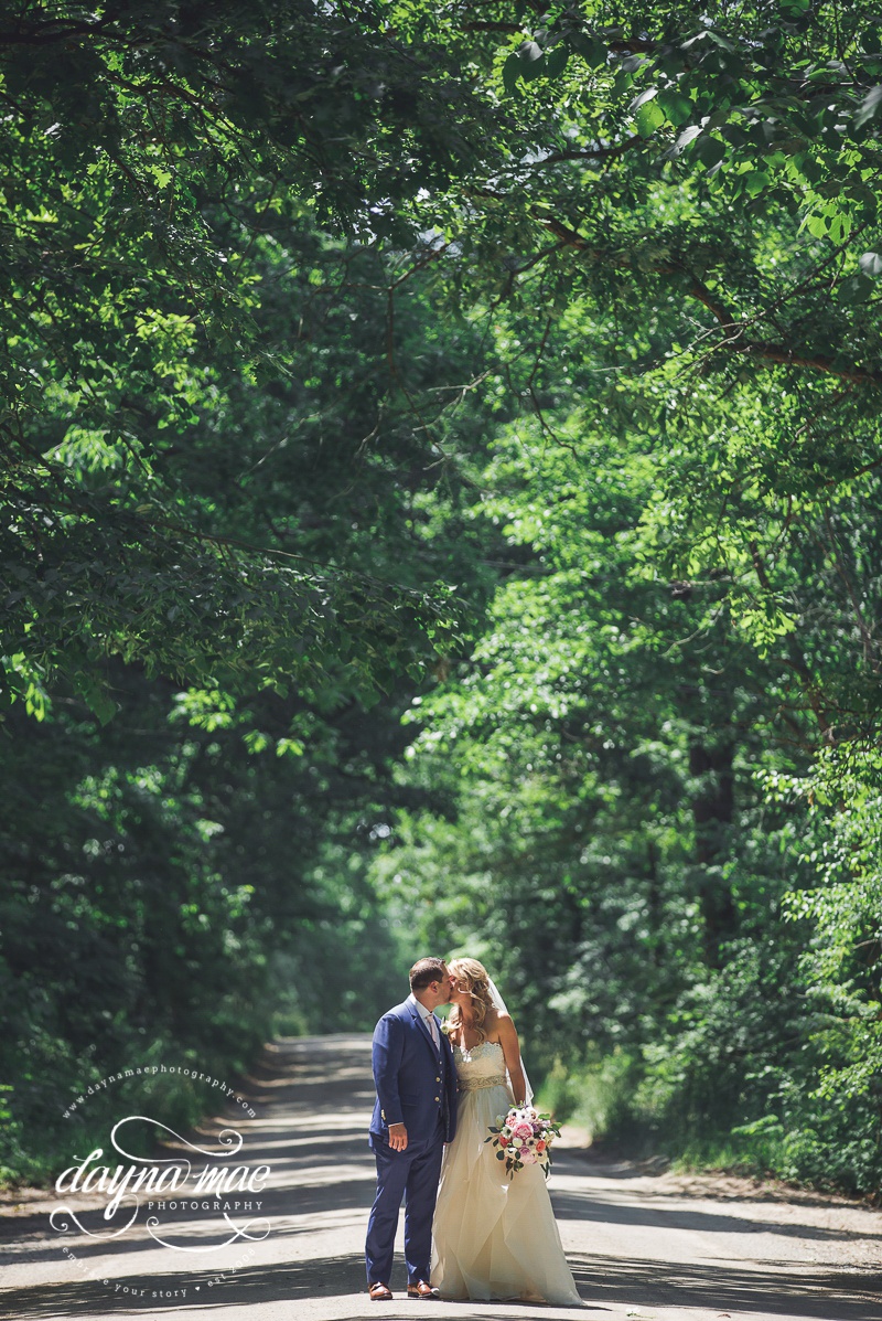 Ann_Arbor__Barn_Wedding-029